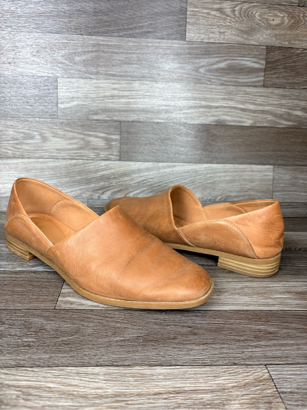 Clarks Pure Belle Loafer Cognac Brown Leather Slip-On Women’s Sz 9.5